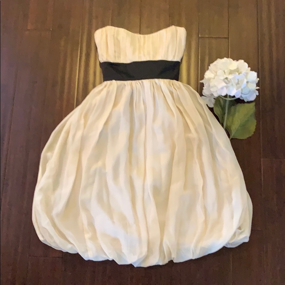 Perfect Little Sweetheart Dress!